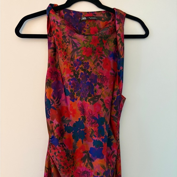 Zara Floral Maxi Dress - Picture 4 of 6